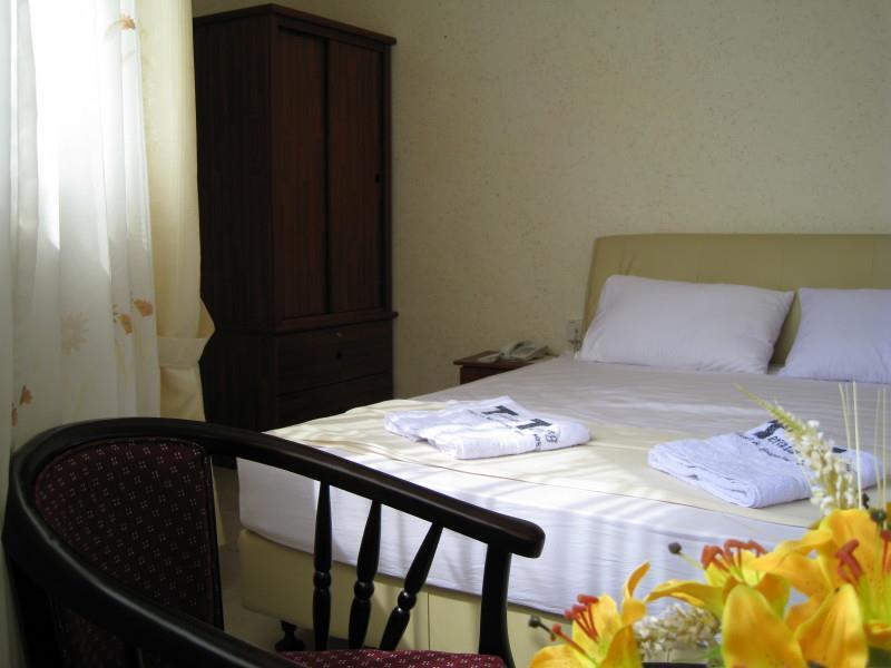 Hotel Teratai Tenang Kuala Terengganu Zewnętrze zdjęcie